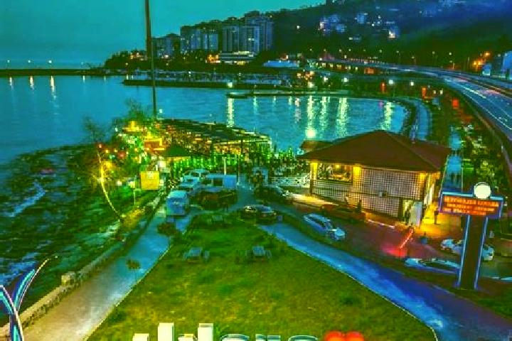 Scarlett, 26 — Escort in Arakli, Turkey