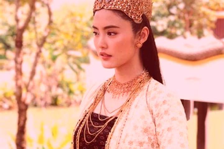 Scarlett, 26 — Escort in Ta Gu Pon, Myanmar