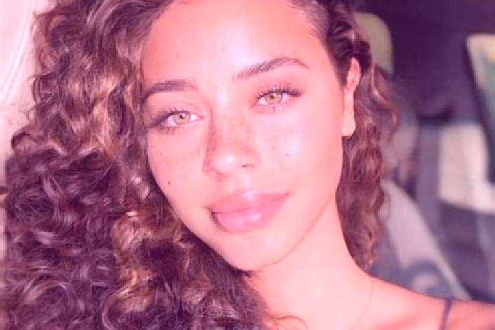 Scarlett, 27, a black hazel-eyed ebony companion based in Bak. Offering Domination, A-Level, Prostate Massage, Party Girl. Available for incall and outcall, ...