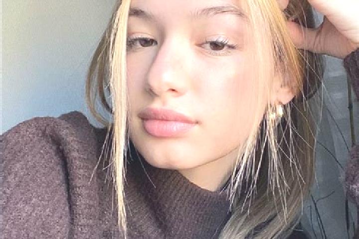 Scarlett, 27, a blonde brown-eyed indian companion based in Tocaima. Offering Couples, Girlfriend Experience, Party Girl. Available for incall and outcall, o...