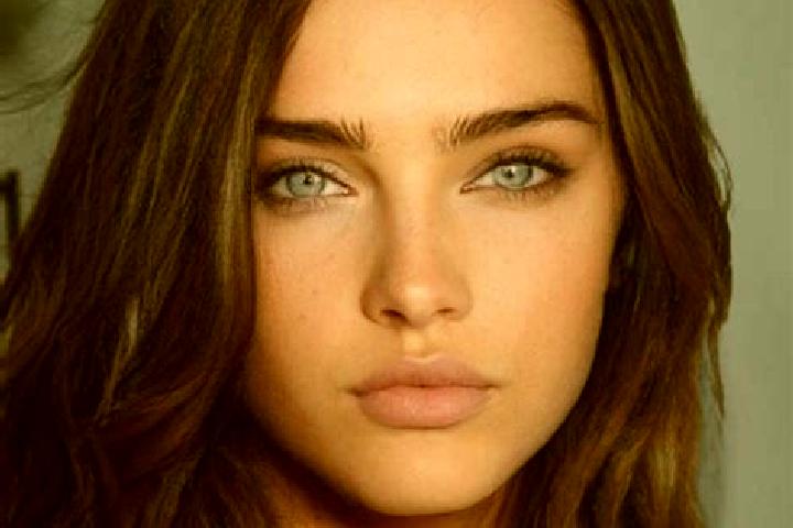 Scarlett, 27, a brunette blue-eyed caribbean companion based in Moio de Calvi. Offering Roleplay, Couples, Striptease, Fetish. Available for incall and outca...