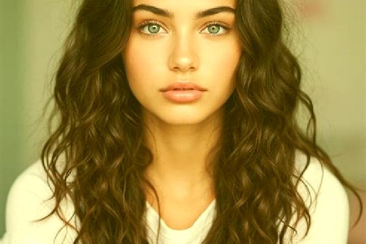 Scarlett, 27, a brunette blue-eyed mediterranean companion based in Paco do Lumiar. Offering Prostate Massage, Roleplay, Duos. Available for incall and outca...