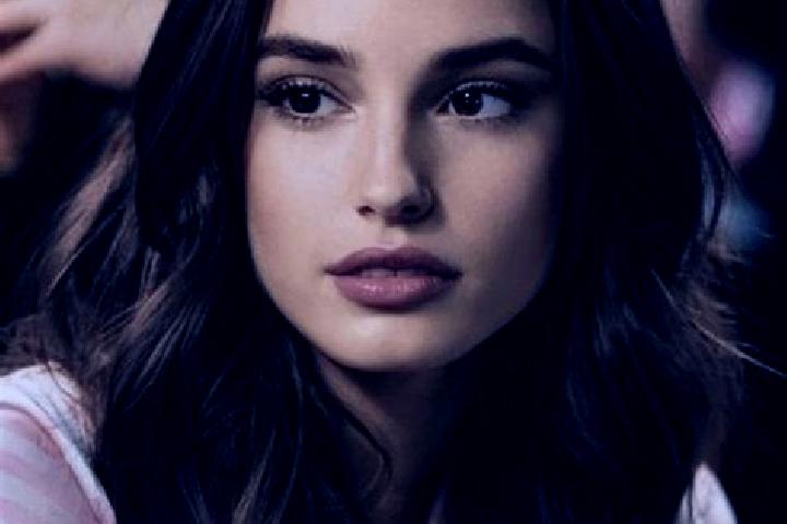 Scarlett, 27, a brunette brown-eyed indian companion based in Huangshui. Offering 69, Striptease, Massage, Prostate Massage. Available for incall and outcall...