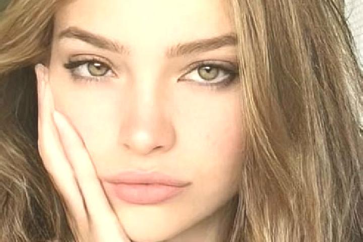 Scarlett, 27, a brunette green-eyed caucasian companion based in Sauceda de La Borda. Offering Duos, A-Level, Roleplay, BDSM. Available for incall and outcal...