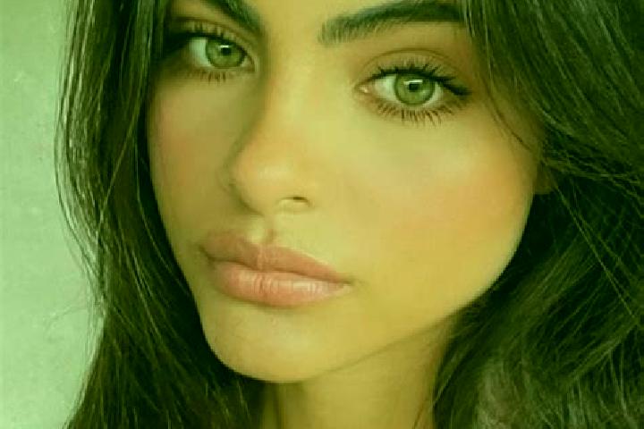 Scarlett, 27, a brunette grey-eyed indian companion based in Pavshyno. Offering Tantra, BDSM, GFE, Deep French Kissing. Available for incall and outcall, ove...