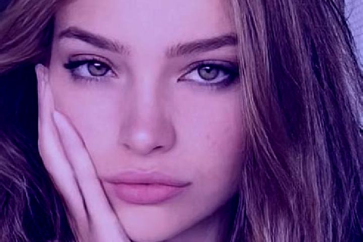 Scarlett, 27, a red hazel-eyed caucasian companion based in Ixchiguan. Offering Overnight, Deep French Kissing, GFE. Available for incall and outcall, overni...