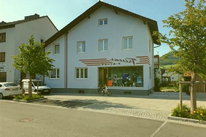 Scarlett, 27 — Escort in Kleinzell, Austria