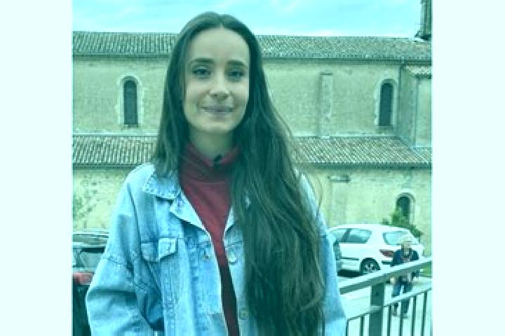 Scarlett, 27 — Escort in Les Assions, France