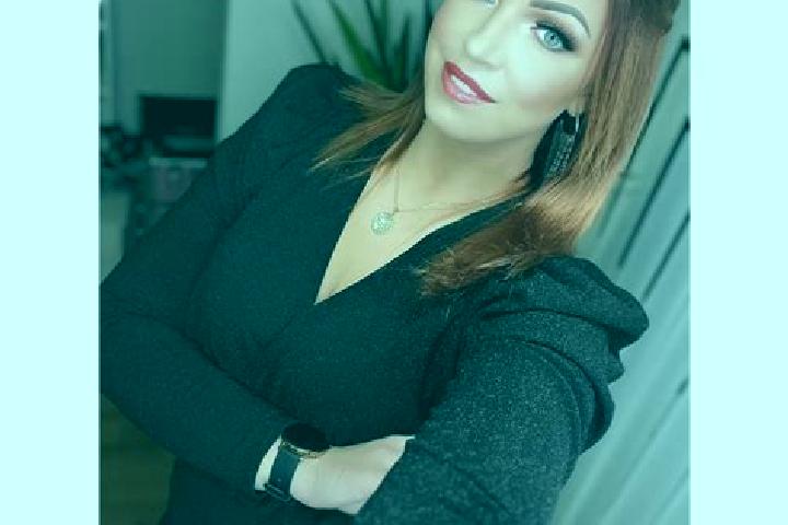 Scarlett, 27 — Escort in Vaida, Romania