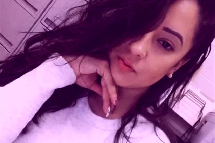 Scarlett, 28, a black grey-eyed latina companion based in Al Jaghbub. Offering Domination, Girlfriend Experience, Dinner Date, Erotic Massage, Deep French Ki...