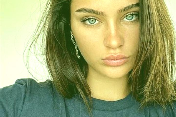 Scarlett, 28, a brunette dark-eyed slavic companion based in Francistown. Offering Travel Companion, Striptease, Couples. Available for incall and outcall, d...