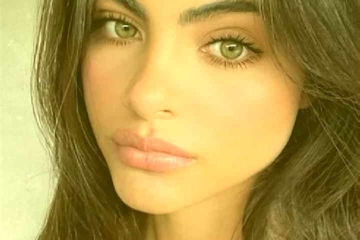 Scarlett, 28, a dark blonde dark-eyed indian companion based in Manana Housing. Offering Couples, OWO, Domination. Available for incall and outcall, day and ...