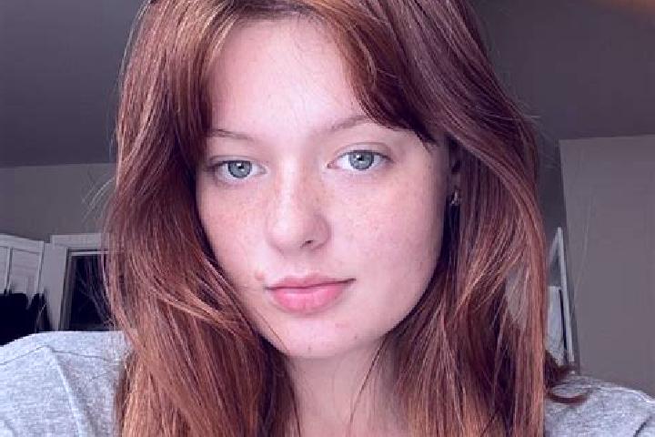 Scarlett, 28, a red dark-eyed mixed companion based in Beach Park. Offering GFE, 69, A-Level, Travel Companion. Available for incall and outcall, overnight b...