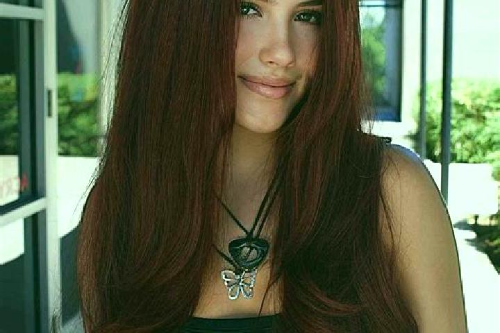 Scarlett, 29, a auburn dark-eyed middle eastern companion based in Koradi. Offering Massage, Dinner Date, BDSM. Available for incall and outcall, overnight b...