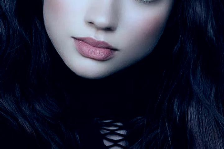 Scarlett, 29, a brunette blue-eyed middle eastern companion based in Tajrish. Offering Massage, Striptease, Travel Companion, Erotic Massage. Available for i...