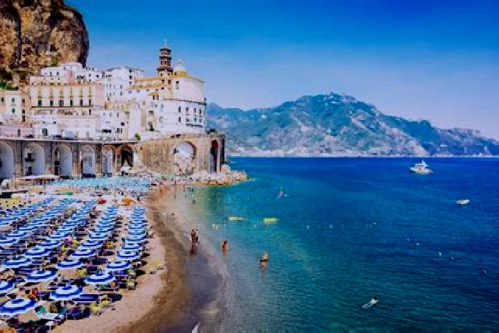Scarlett, 29 — Escort in Torchiara, Italy