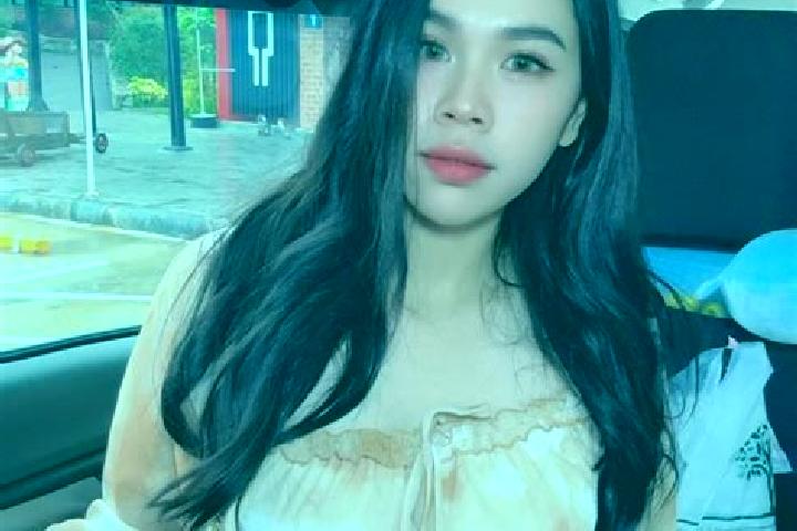 Scarlett, 29 — Escort in Wang Sam Mo, Thailand