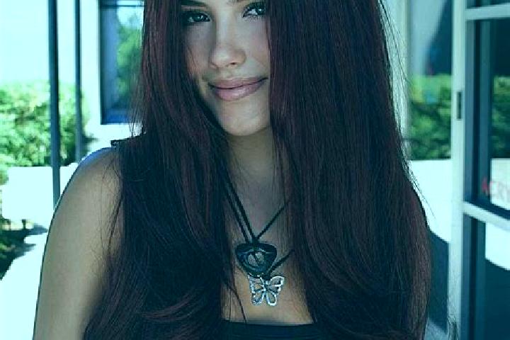 Scarlett, 30, a auburn dark-eyed caucasian companion based in Certosa. Offering Couples, CIM, Dinner Date, Fetish. Available for incall and outcall, overnigh...