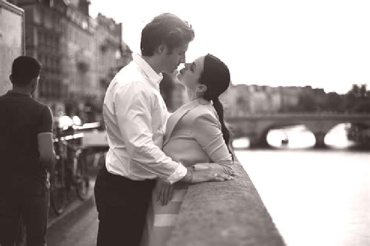 Scarlett, 30, a black dark-eyed caucasian companion based in Peuhaq. Offering Deep French Kissing, Domination, Girlfriend Experience. Available for incall an...