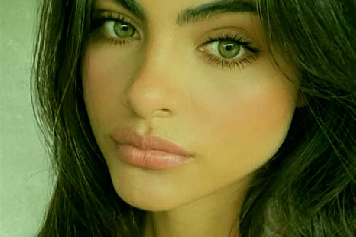 Scarlett, 30, a black dark-eyed indian companion based in Mwanza. Offering Striptease, Couples, Prostate Massage. Available for incall and outcall, overnight...