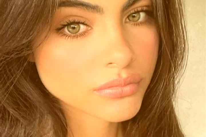 Scarlett, 30, a black hazel-eyed caucasian companion based in Hay. Offering A-Level, Girlfriend Experience, Striptease, Erotic Massage. Available for incall ...