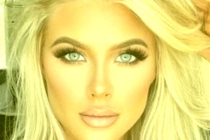 Scarlett, 30, a platinum blonde blue-eyed indian companion based in Paco. Offering GFE, Duos, Striptease. Available for incall and outcall, overnight booking...