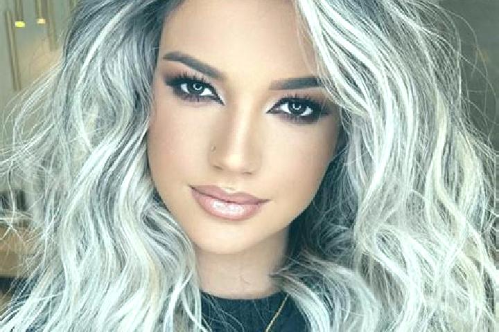 Scarlett, 30, a platinum blonde dark-eyed latina companion based in Henstridge. Offering Couples, CIM, Girlfriend Experience. Available for incall and outcal...