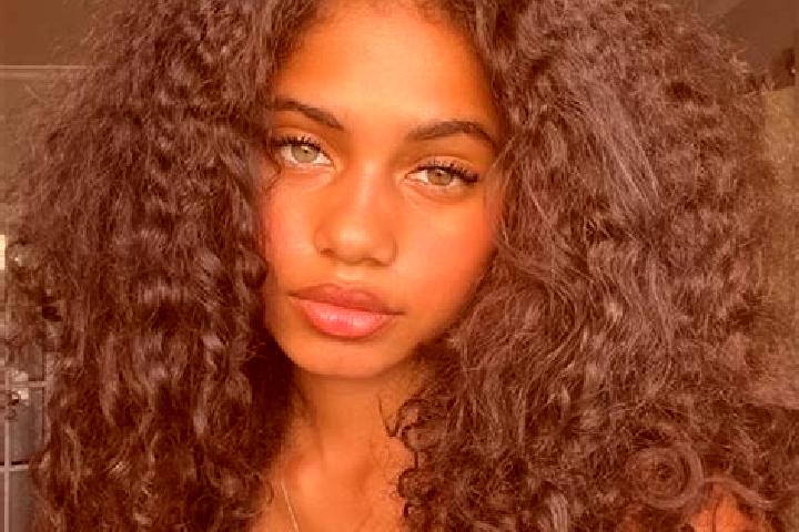 Scarlett, 30, a red blue-eyed ebony companion based in Damad. Offering Party Girl, Couples, A-Level. Available for incall and outcall, day and evening dates.
