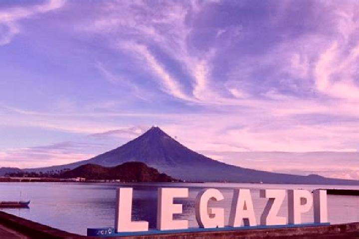 Scarlett, 30 — Escort in Bigaa, Philippines