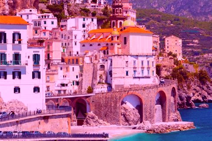 Scarlett, 30 — Escort in Venturina, Italy
