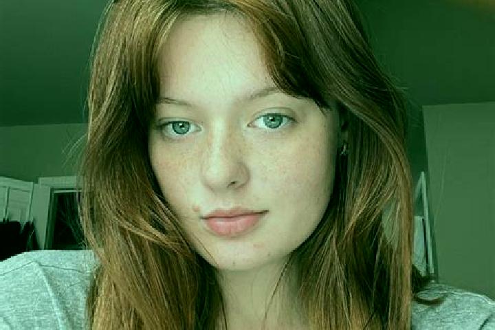Scarlett, 31, a red brown-eyed mediterranean companion based in Konte. Offering Striptease, Dinner Date, Overnight, A-Level. Available for incall and outcall...