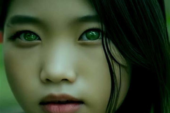 Scarlett, 31, a red green-eyed asian companion based in Zhujiajiao. Offering Travel Companion, GFE. Available for incall and outcall, overnight bookings avai...