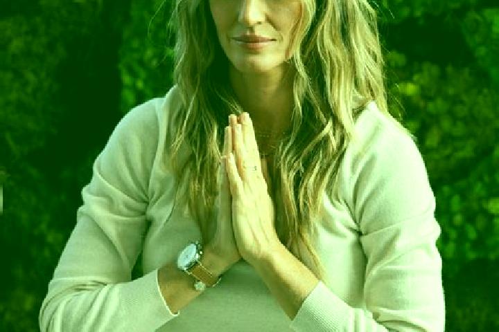 Scarlett, 31 — Escort in Buchin, Romania