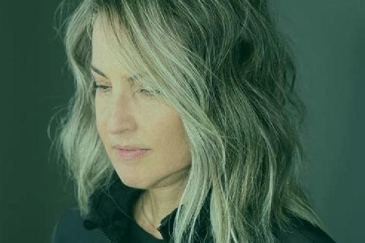 Scarlett, 32, a dark blonde grey-eyed european companion based in Sint-Niklaas. Offering Striptease, Duos. Available for incall and outcall, day and evening ...