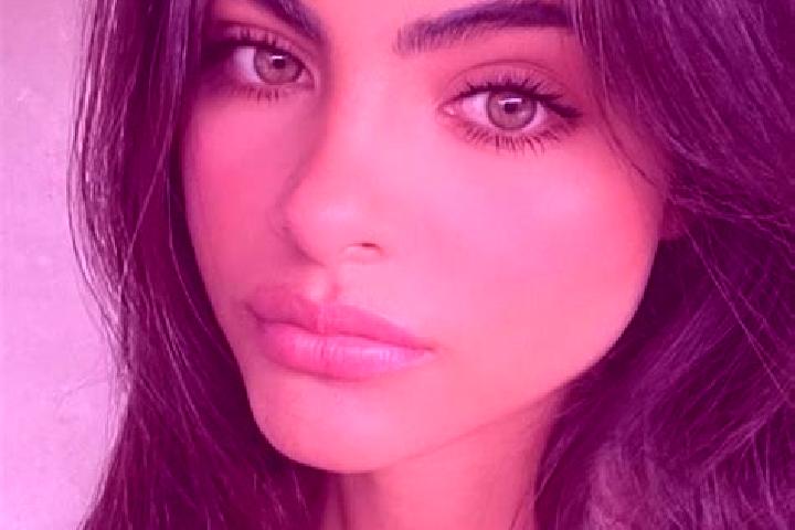 Scarlett, 32, a red dark-eyed indian companion based in Khrystoforivka. Offering Duos, Overnight, CIM. Available for incall and outcall, overnight bookings a...