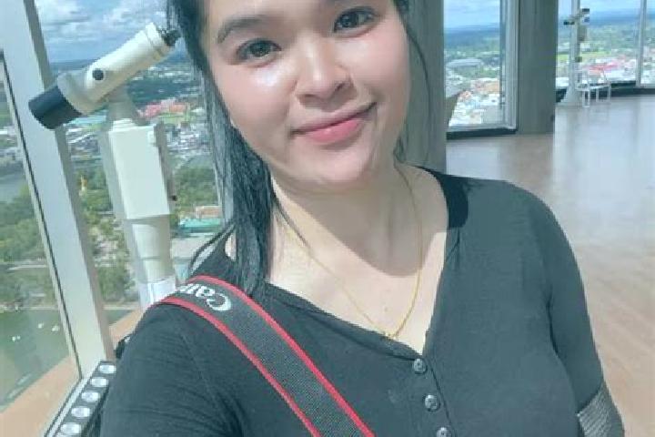 Scarlett, 32 — Escort in Na Chueak, Thailand