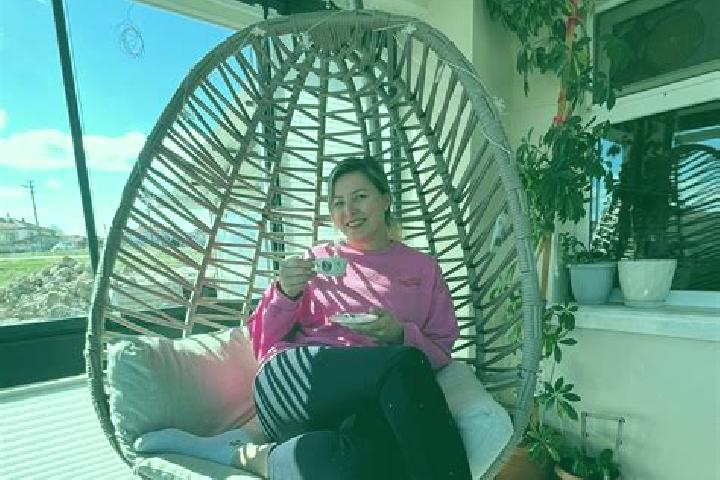 Scarlett, 32 — Escort in OEzbilek, Turkey