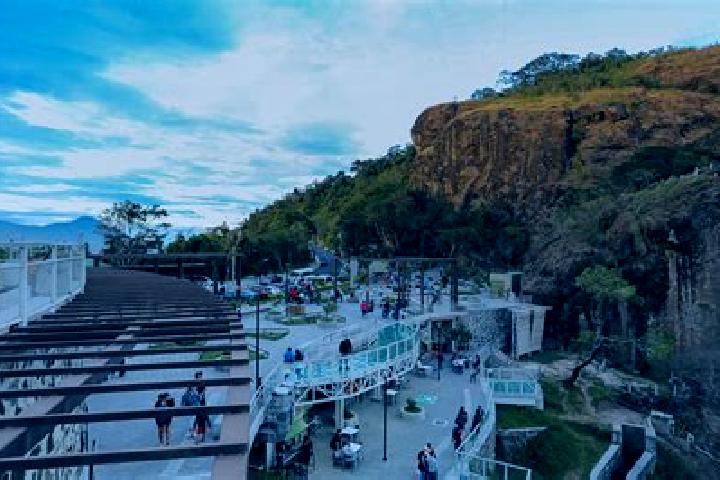 Scarlett, 32 — Escort in Panchimalco, El Salvador