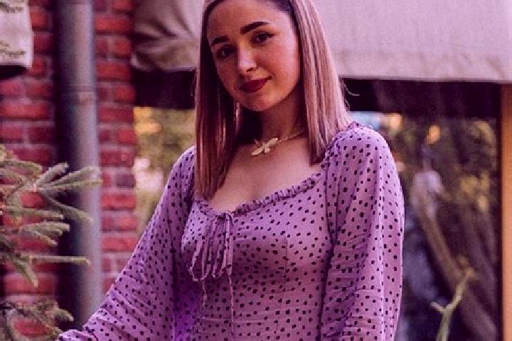 Scarlett, 32 — Escort in Vapnyarka, Ukraine