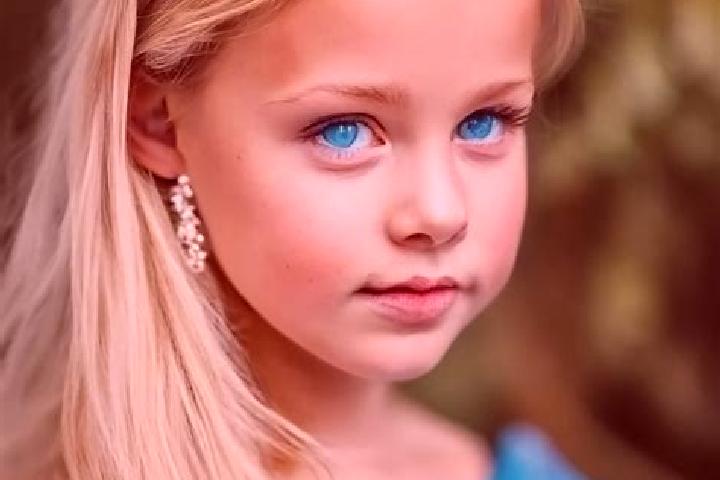 Scarlett, 33, a blonde blue-eyed caribbean companion based in Estaimpuis. Offering Massage, 69, Girlfriend Experience, OWO, Duos. Available for incall and ou...