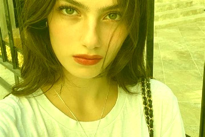 Scarlett, 33, a brunette amber-eyed asian companion based in Chongos Bajo. Offering A-Level, Deep French Kissing, Party Girl. Available for incall and outcal...