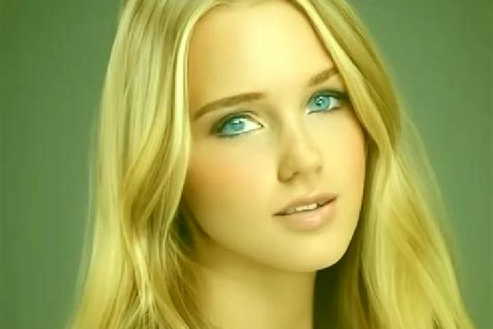 Scarlett, 33, a chestnut blue-eyed slavic companion based in Saint-Charles-de-Bourget. Offering Roleplay, Massage, Dinner Date. Available for incall and outc...