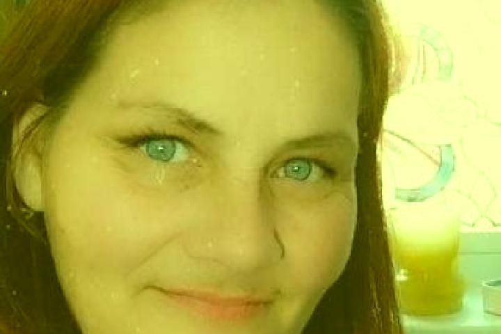 Scarlett, 33, a red grey-eyed caribbean companion based in Pona-Ouinlo. Offering Couples, 69, Roleplay. Available for incall and outcall, day and evening dates.