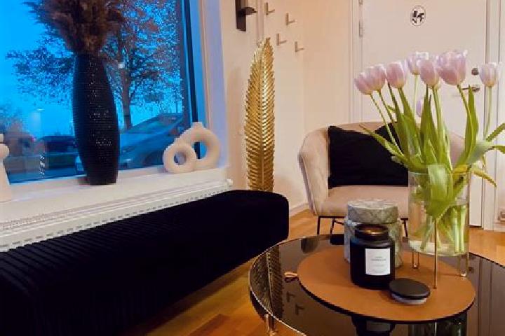 Scarlett, 33 — Escort in Dalby, Sweden