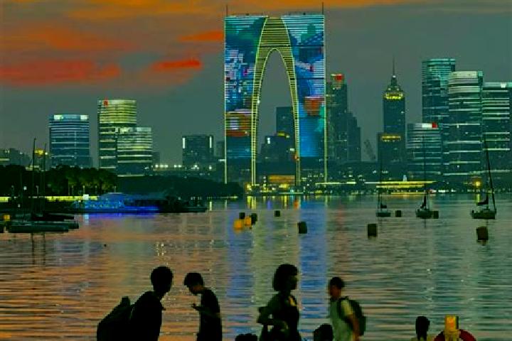 Scarlett, 33 — Escort in Jinji, China