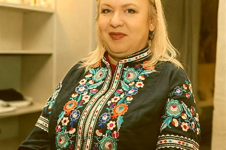 Scarlett, 33 — Escort in Romanivka, Ukraine