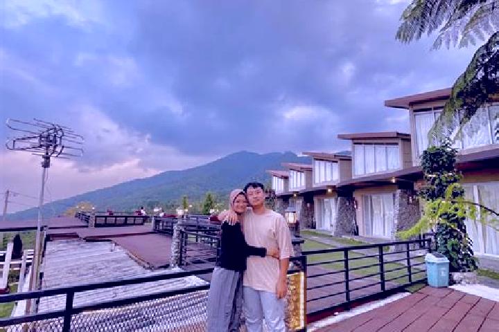 Scarlett, 33 — Escort in Sidomulyo, Indonesia