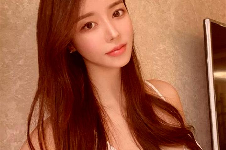 Scarlett, 33 — Escort in Zhanghekou, China