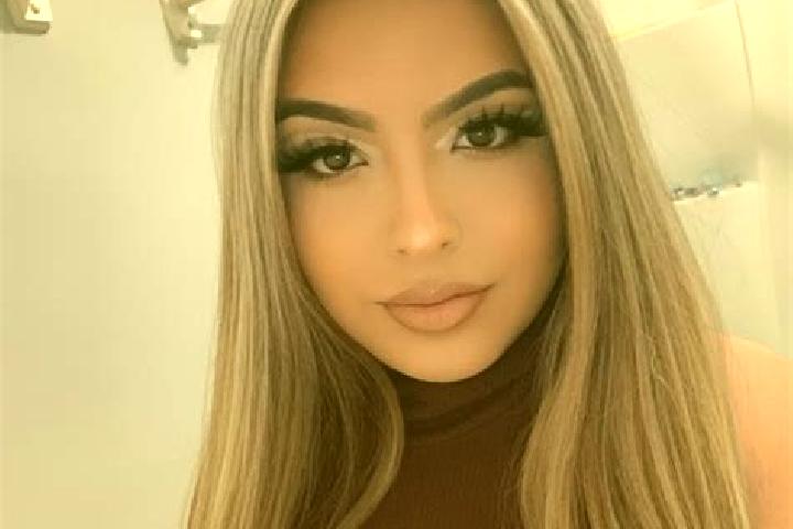 Scarlett, 34, a blonde brown-eyed latina companion based in Lidang A. Offering A-Level, Overnight, Striptease. Available for incall and outcall, day and even...