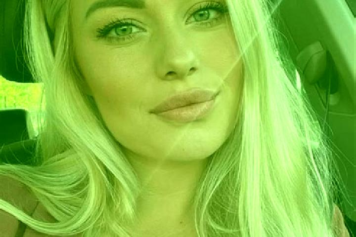 Scarlett, 34, a blonde hazel-eyed ebony companion based in Wetherby. Offering Roleplay, Couples. Available for incall and outcall, day and evening dates.